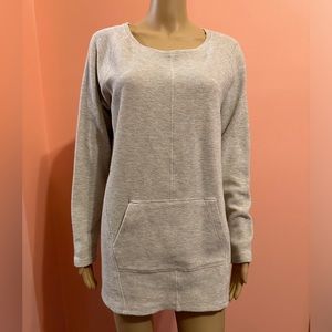 Women’s Liz Claiborne Sweater, Size Medium